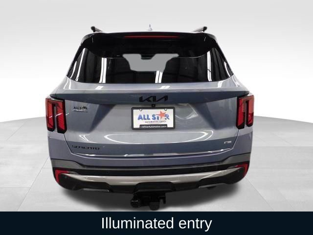 Used 2025 Kia Sorento SX image 18