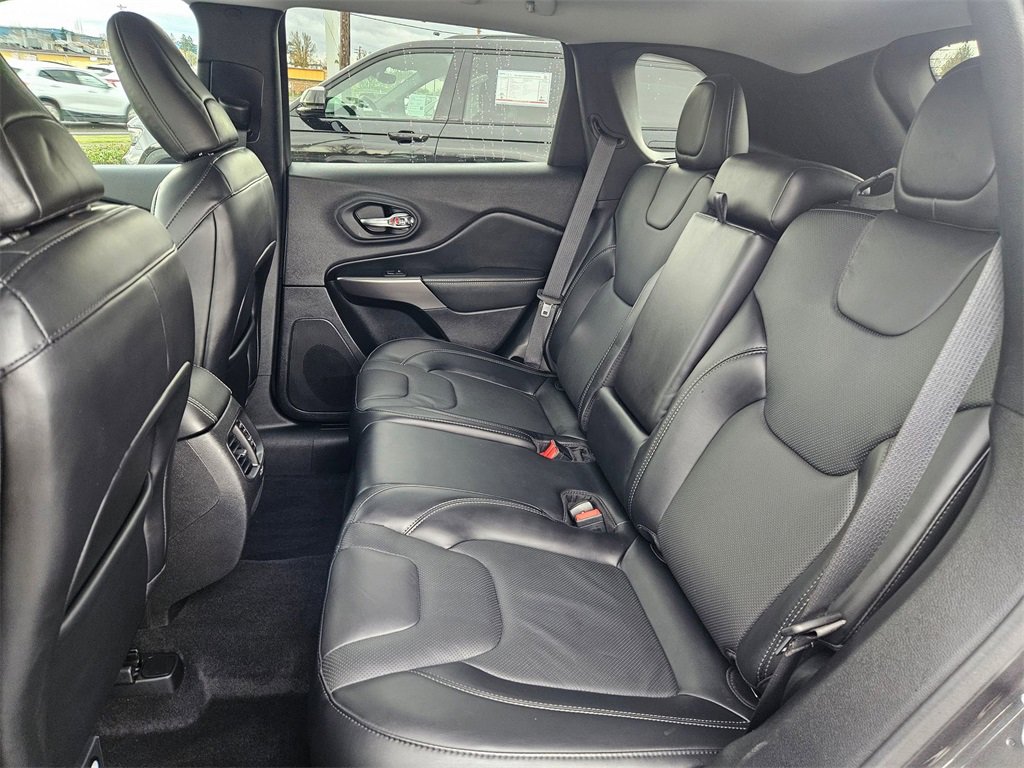 Certified 2021 Jeep Cherokee Latitude Lux w/ Trailer Tow Group image 30