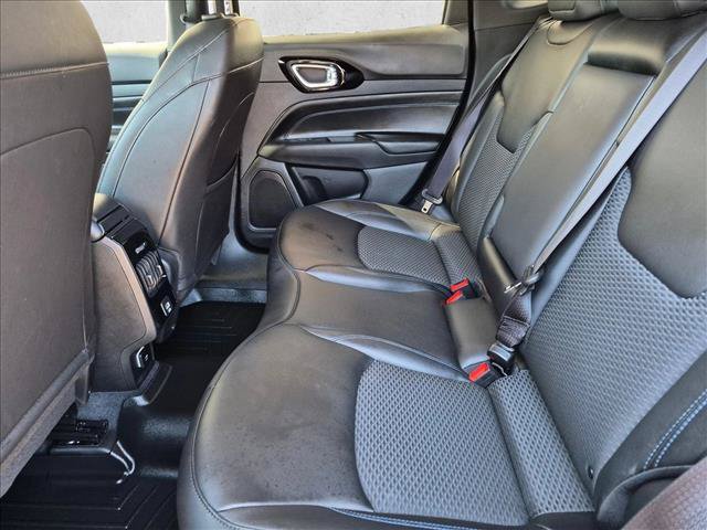 Used 2026 Jeep Compass Latitude AWD/4WD image 16