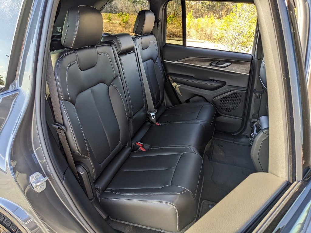 New 2025 Jeep Grand Cherokee Limited image 45