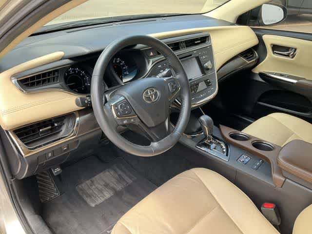 Used 2016 Toyota Avalon XLE FWD image 10