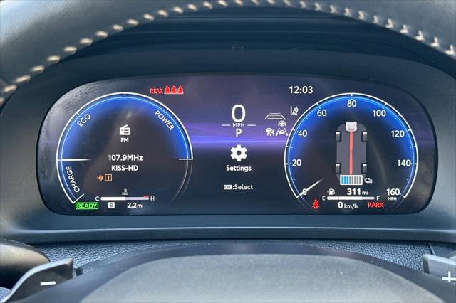 Certified 2025 Toyota Crown Signia image 28