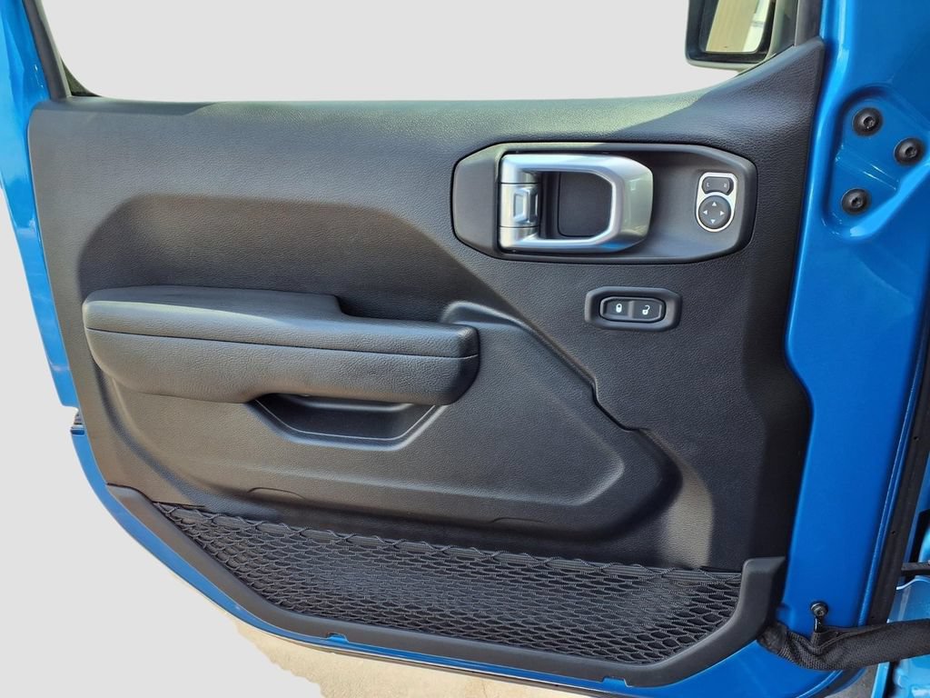 Used 2022 Jeep Wrangler Unlimited Sport AWD/4WD image 28