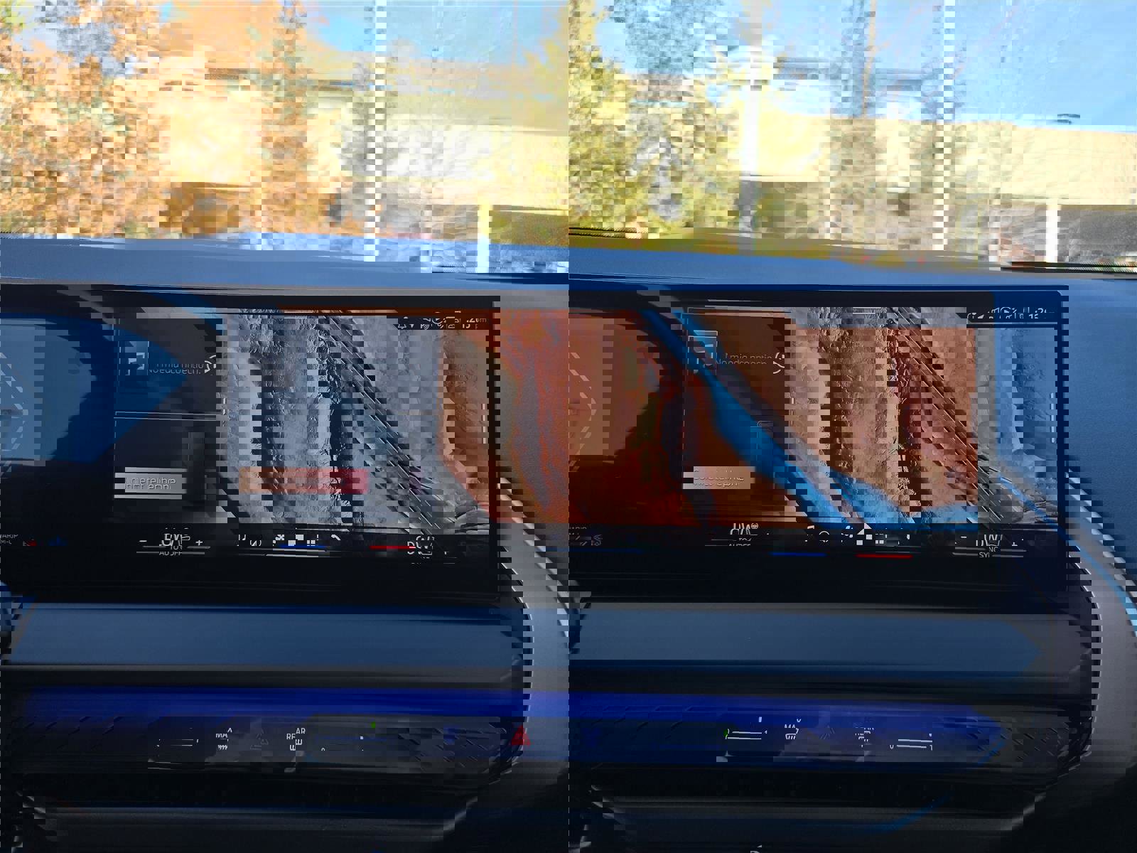 Used 2025 BMW X3 xDrive30i w/ Convenience Package image 29