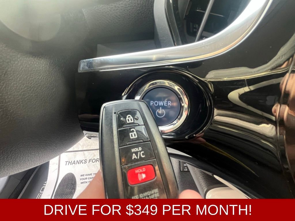 Used 2017 Toyota Prius Prime Advanced image 41