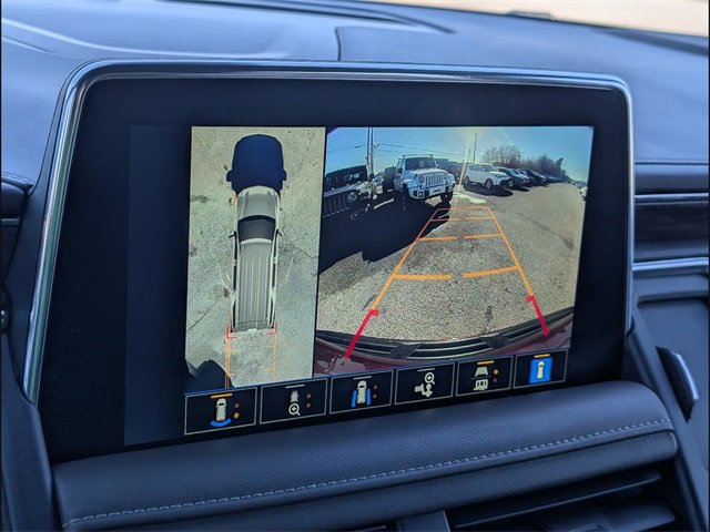 Used 2022 Chevrolet Tahoe LT w/ Luxury Package image 13