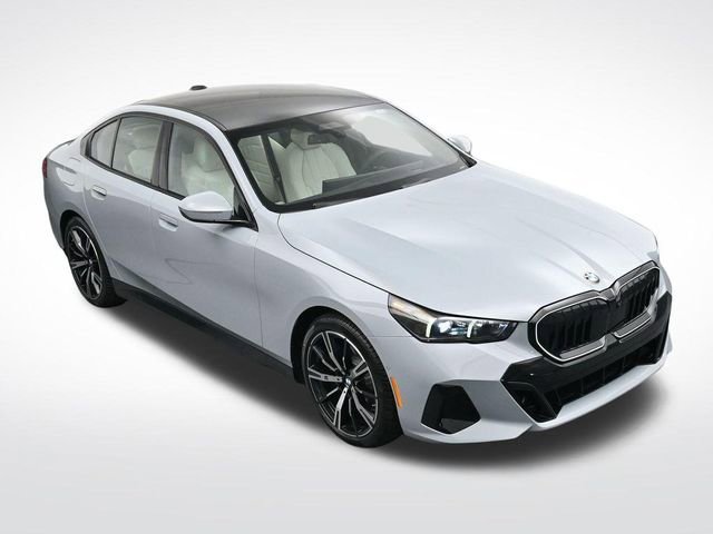 New 2026 BMW 530i xDrive w/ M Sport Package image 18