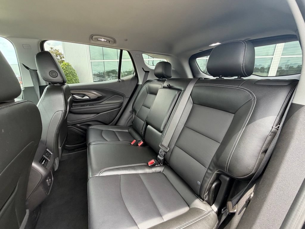 Used 2024 GMC Terrain SLT FWD image 23