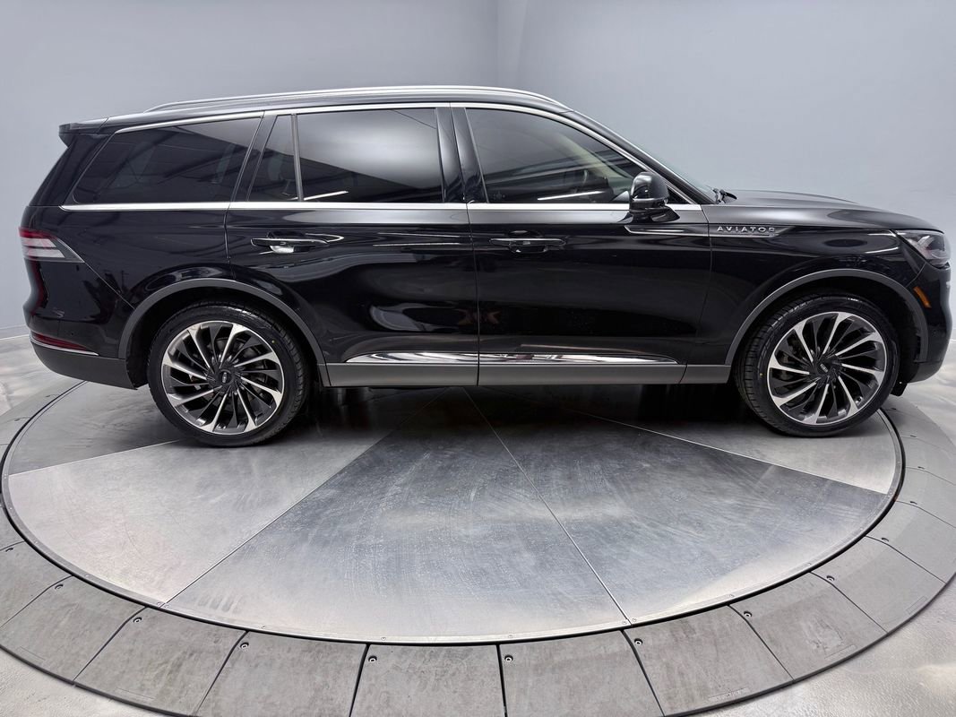 Used 2021 Lincoln Aviator Reserve w/ Equipment Group 201A image 4