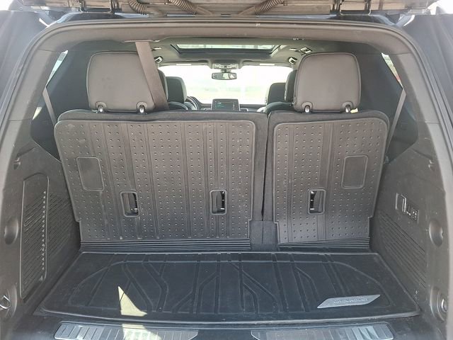 Used 2022 Chevrolet Tahoe RST w/ Sport Performance Package image 30