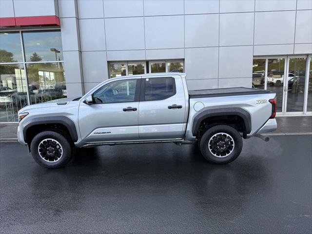 Certified 2024 Toyota Tacoma TRD Off-Road w/ TRD Off Road Upgrade Package AWD/4WD image 4