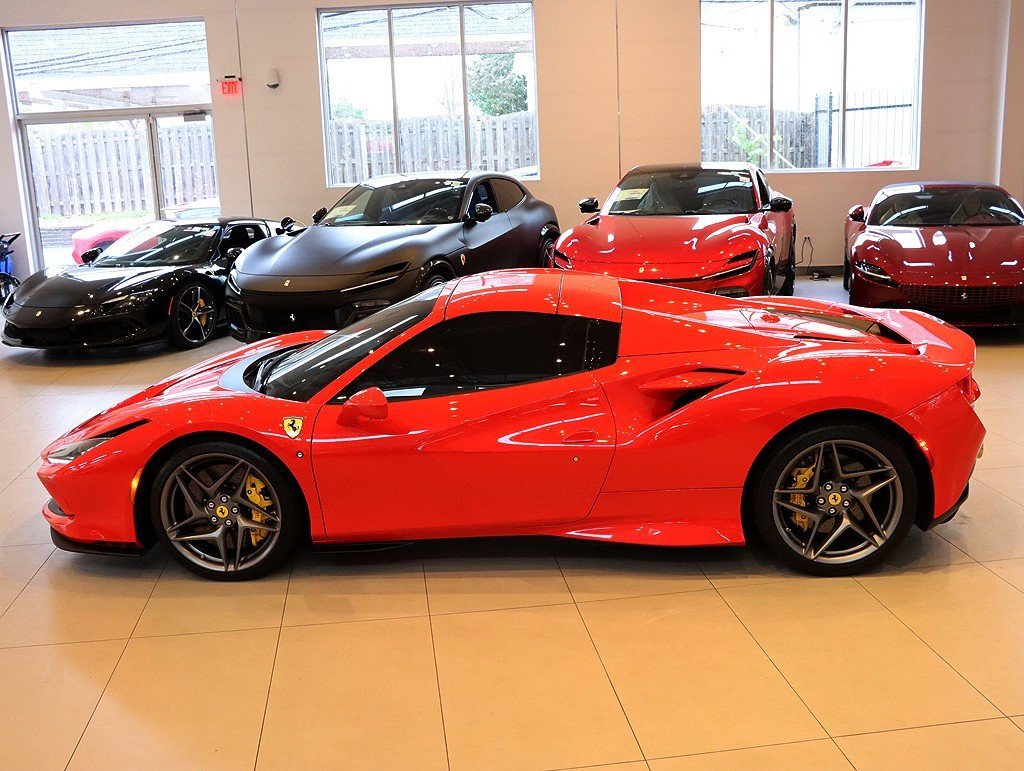 Certified 2023 Ferrari F8 Tributo image 3