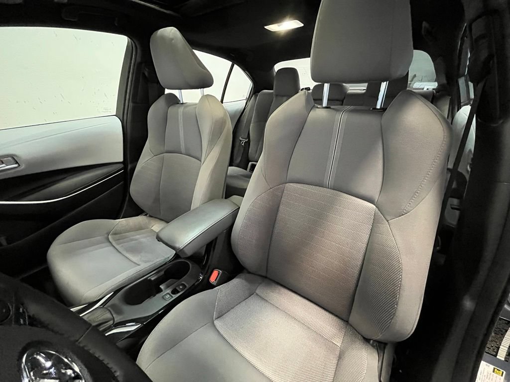 Used 2024 Toyota Corolla SE w/ SE Premium Package FWD image 11