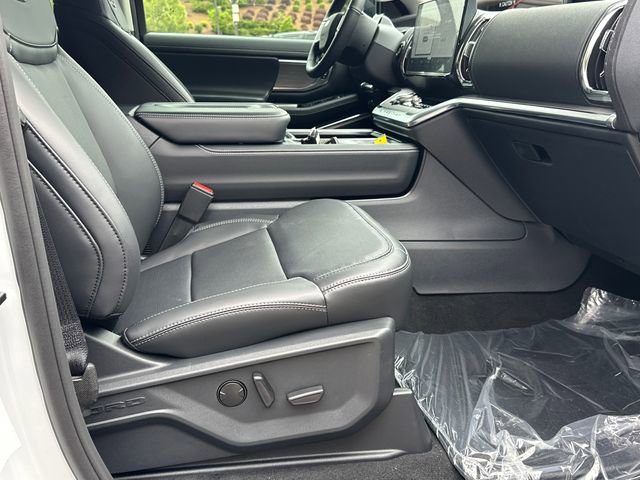 New 2026 Ford Expedition Platinum w/ Driver's Package AWD/4WD image 13
