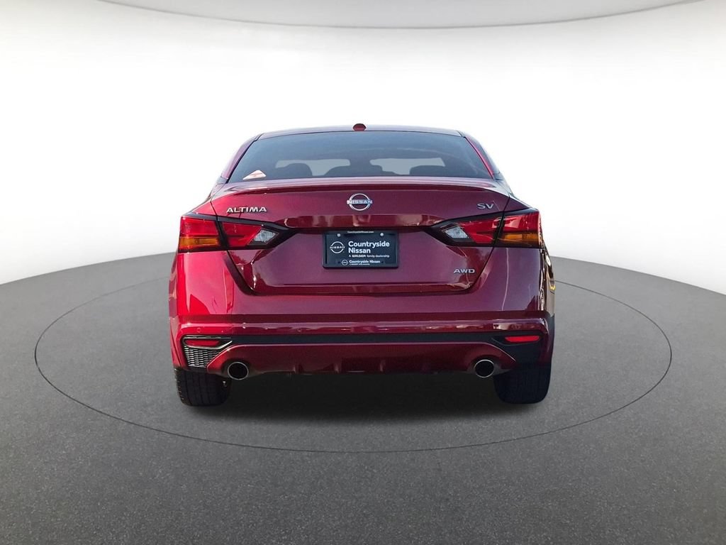 Used 2024 Nissan Altima 2.5 SV w/ SV Premium Package AWD/4WD image 6