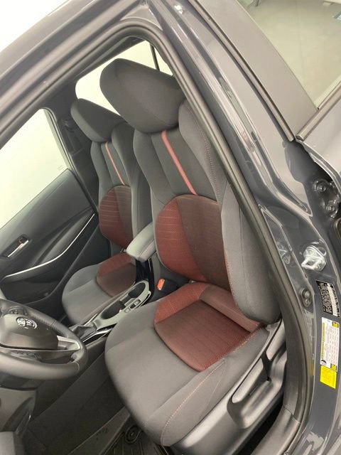 Used 2025 Toyota Corolla SE w/ SE Premium Package FWD image 12
