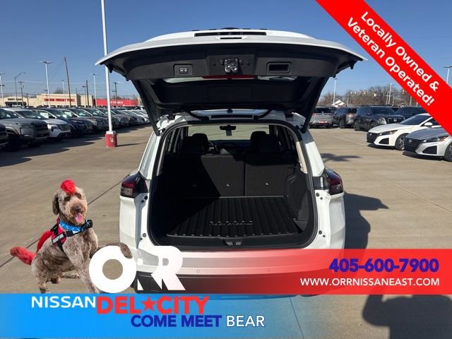 New 2026 Nissan Rogue SV AWD/4WD image 12