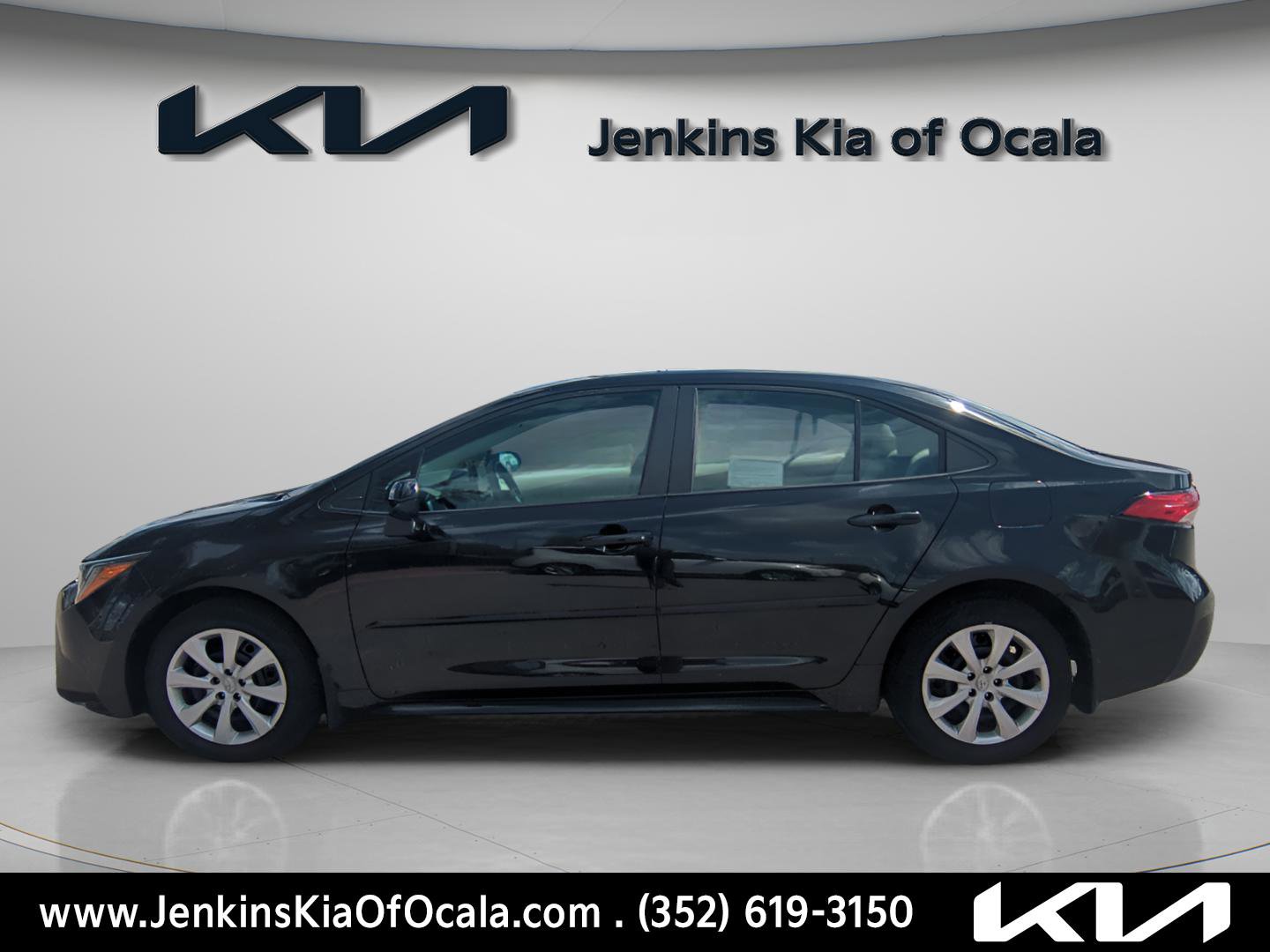 Used 2022 Toyota Corolla LE image 6