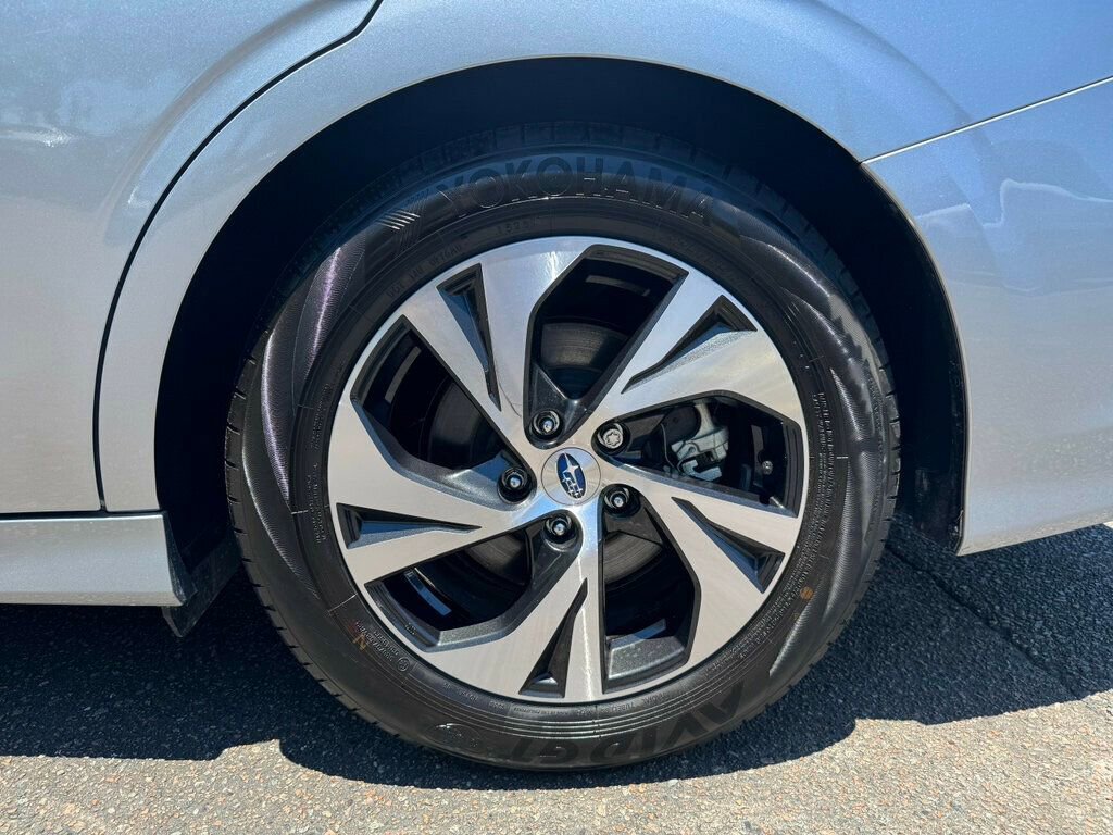 Used 2025 Subaru Legacy Premium AWD/4WD image 9