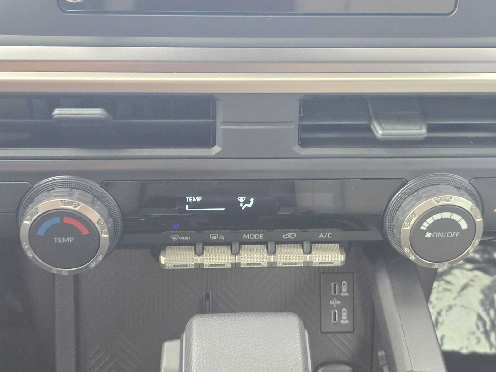 Certified 2025 Toyota 4Runner SR5 AWD/4WD image 29