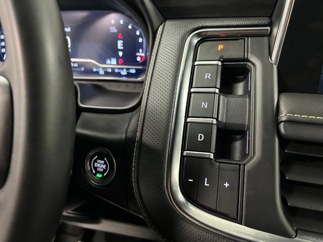 Used 2024 GMC Yukon SLT AWD/4WD image 32
