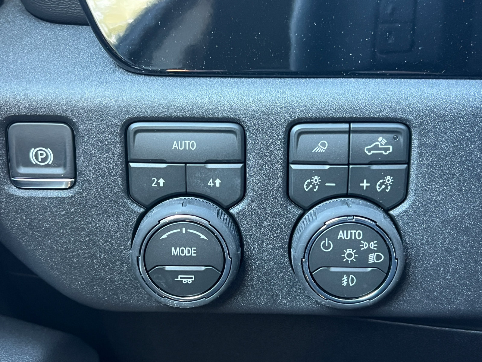 New 2026 Chevrolet Silverado 1500 RST w/ RST All Star Premium Package AWD/4WD image 18