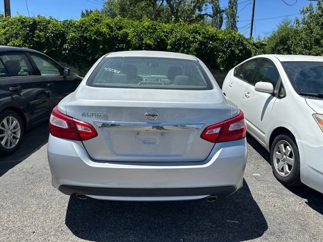 Used 2016 Nissan Altima 2.5 S w/ Power Driver Seat Package FWD image 6