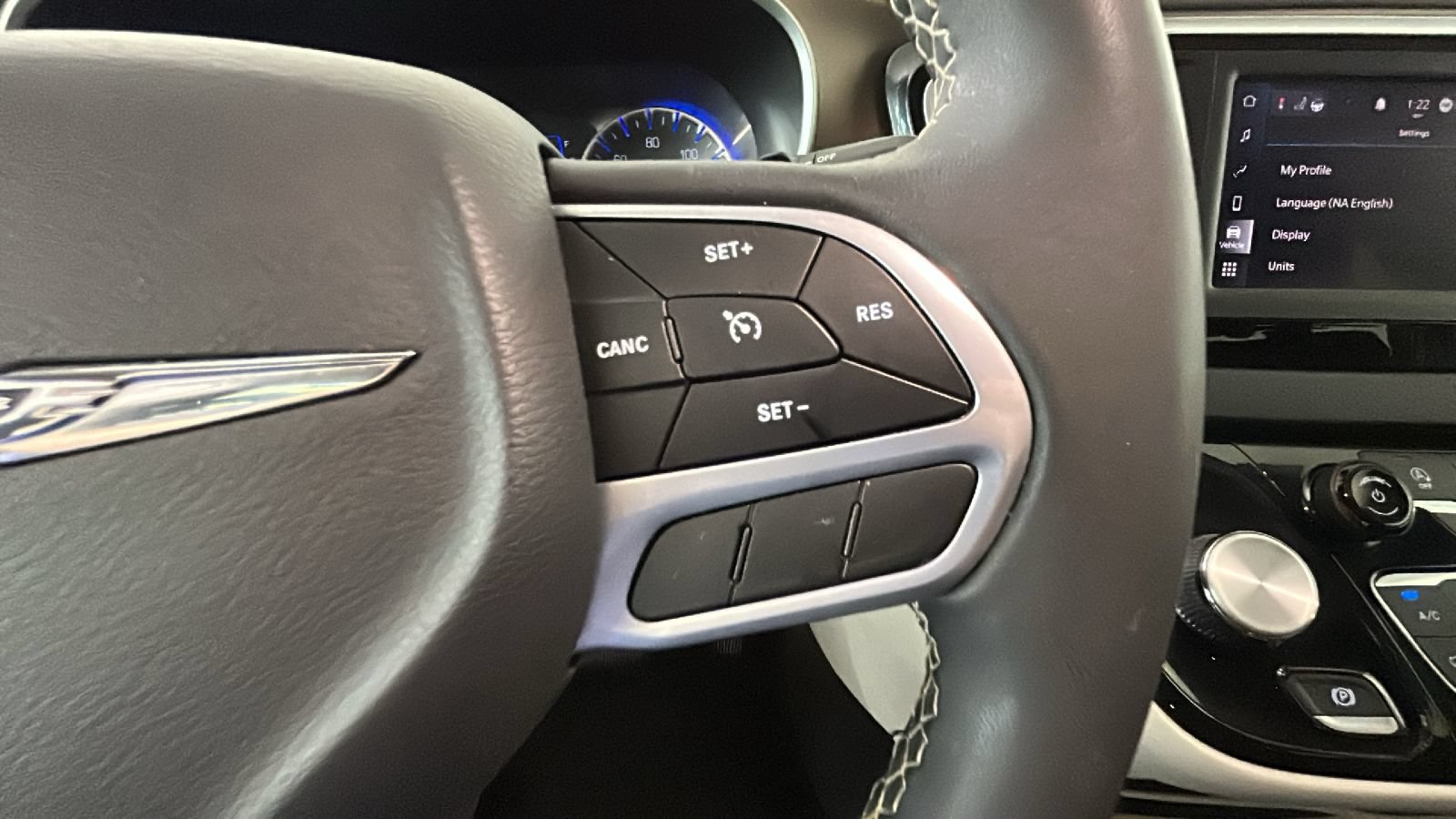 Used 2023 Chrysler Voyager LX FWD image 20