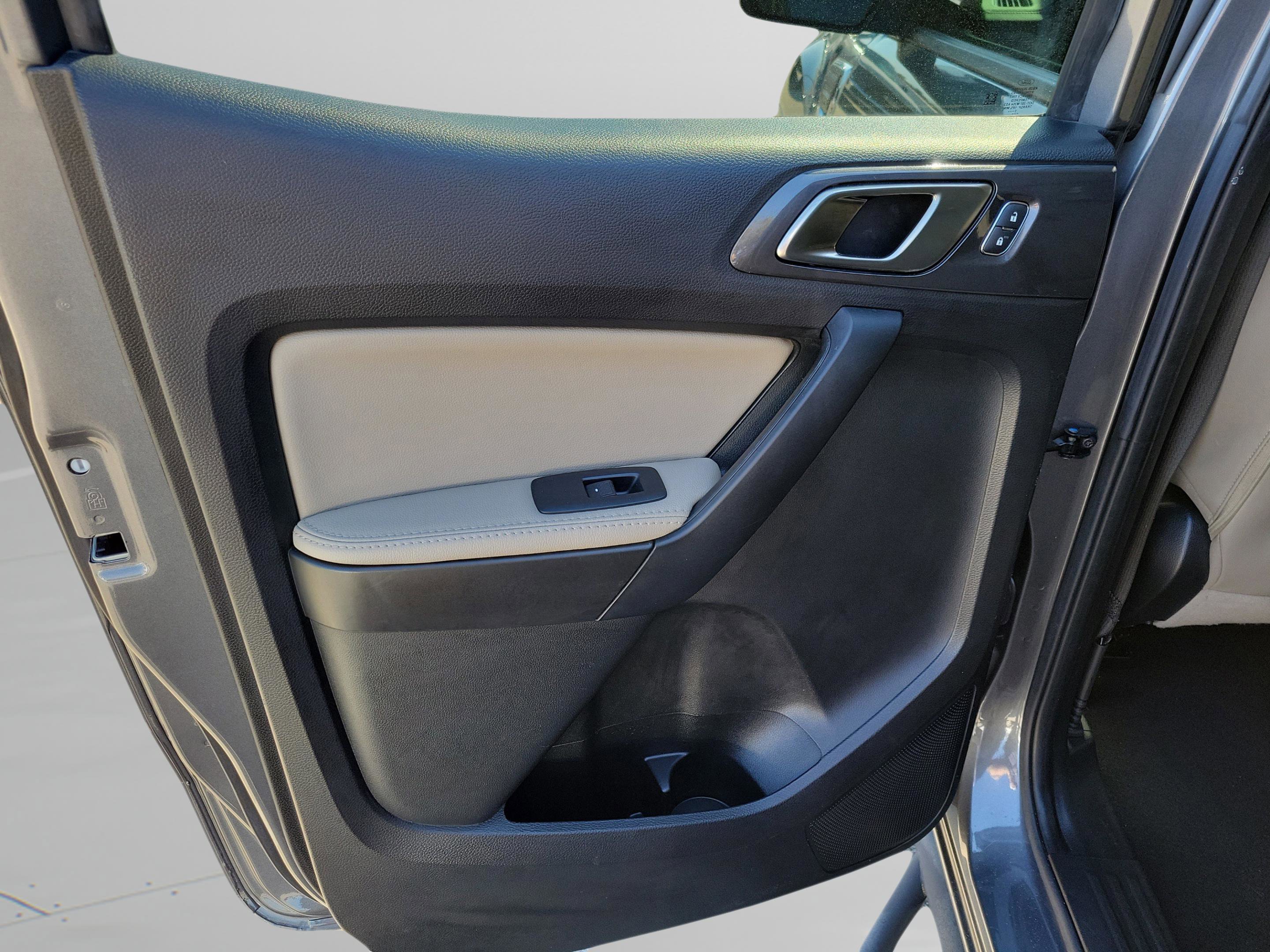 Used 2021 Ford Ranger Lariat w/ Trailer Tow Package image 25