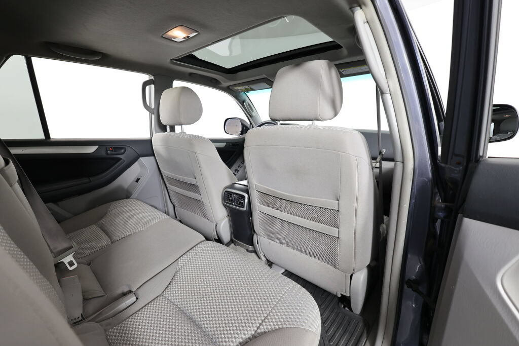 Used 2008 Toyota 4Runner SR5 AWD/4WD image 20