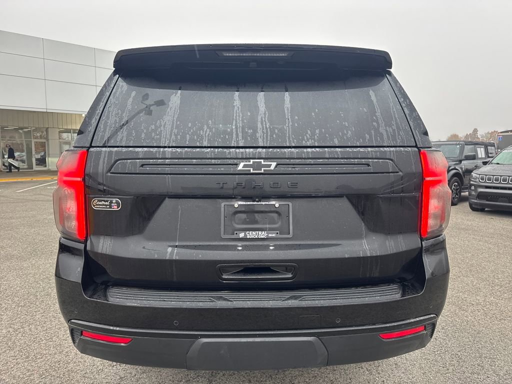 Used 2024 Chevrolet Tahoe Z71 w/ Luxury Package image 4