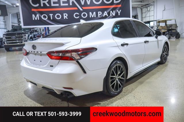 Used 2023 Toyota Camry SE image 4