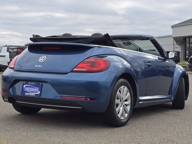 Used 2018 Volkswagen Beetle 2.0T S image 21