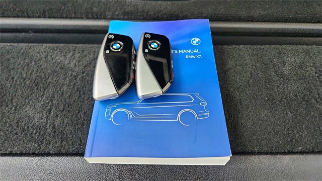 Used 2023 BMW X7 xDrive40i w/ M Sport Package image 68