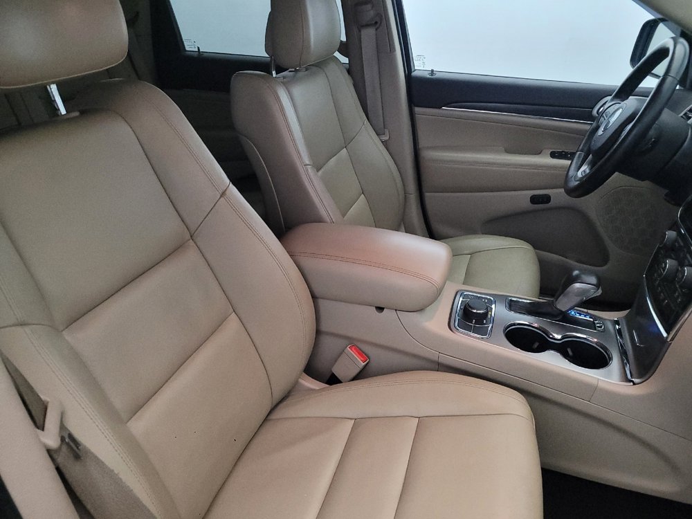 Used 2019 Jeep Grand Cherokee Limited image 21