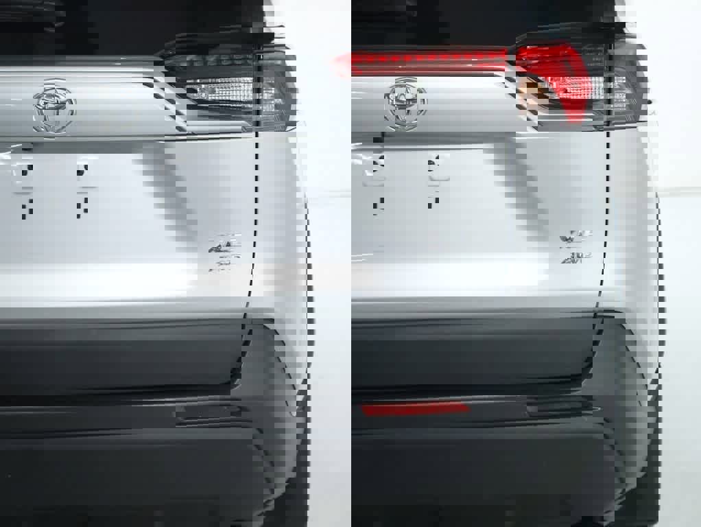 Certified 2020 Toyota RAV4 XLE image 44