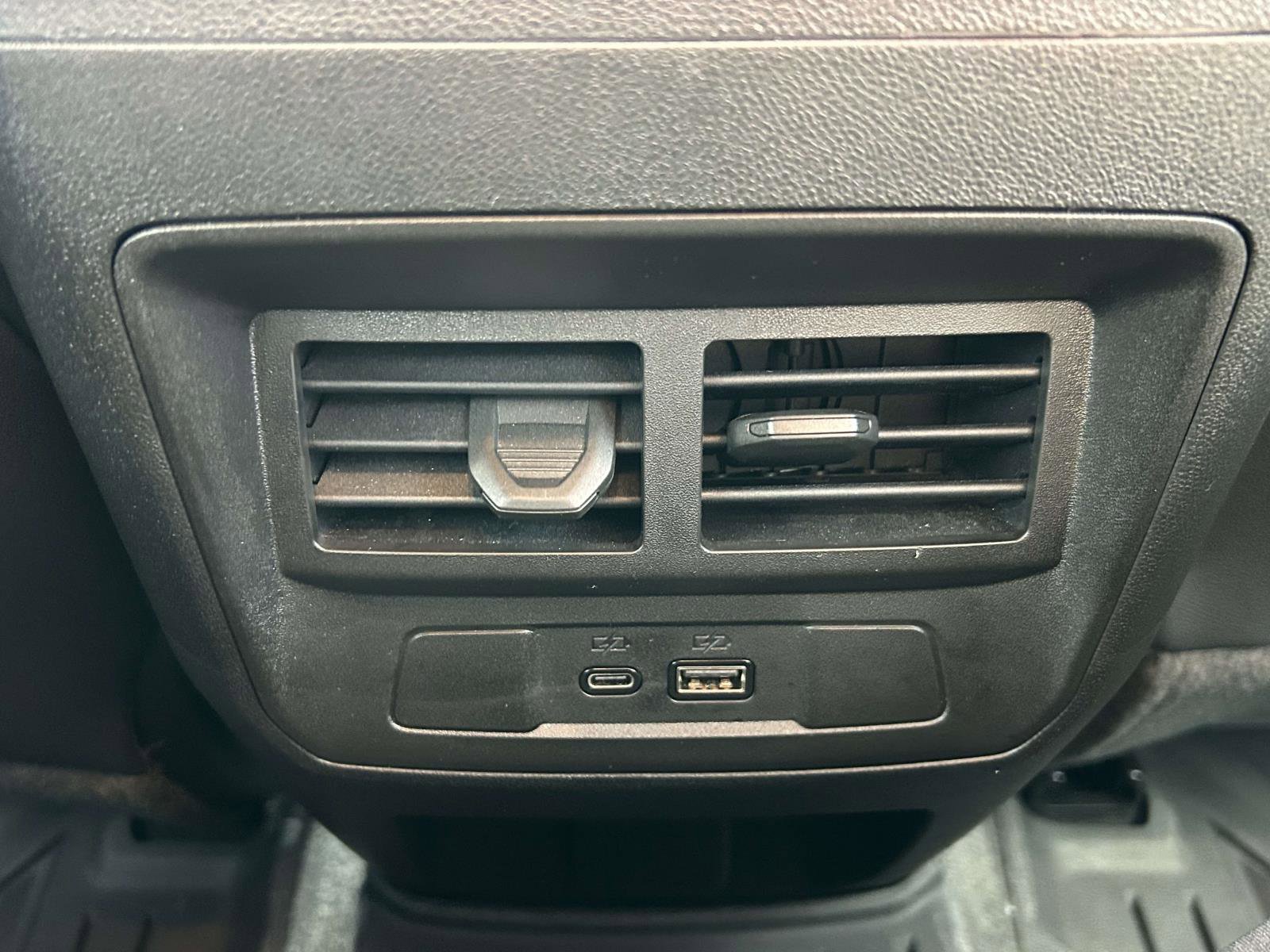 Used 2024 GMC Canyon AT4X image 16