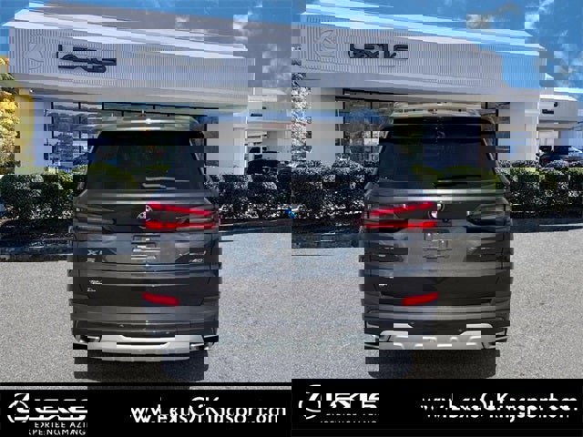 Used 2023 BMW X5 sDrive40i image 4