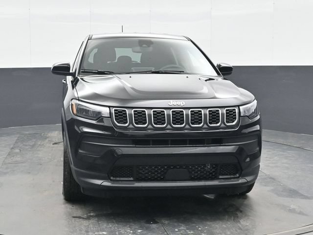 Used 2025 Jeep Compass Sport w/ Mopar Graphics Package AWD/4WD image 24