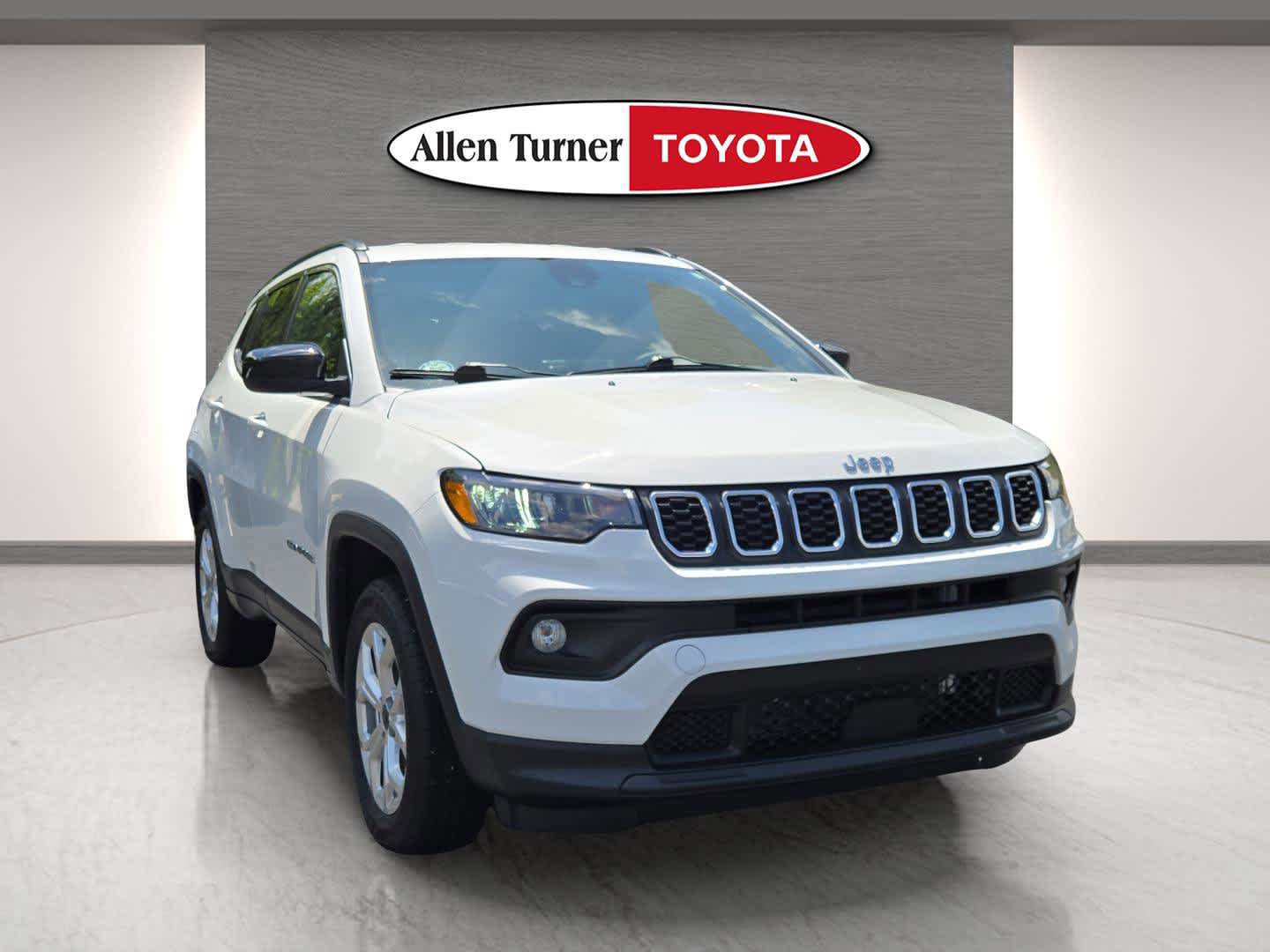 Used 2025 Jeep Compass Latitude AWD/4WD video 2