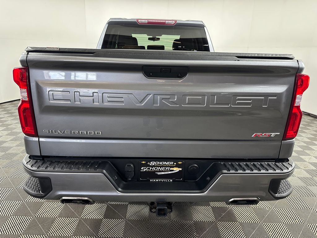 Used 2021 Chevrolet Silverado 1500 RST w/ Z71 Off-Road Package AWD/4WD image 4