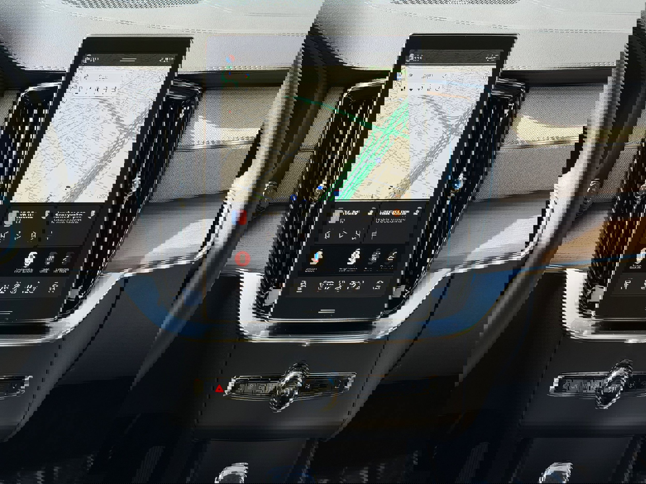 New 2026 Volvo XC90 T8 Ultra w/ Lounge Package image 12