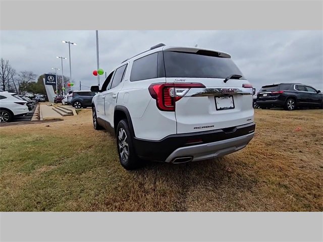 Used 2023 GMC Acadia SLT image 32