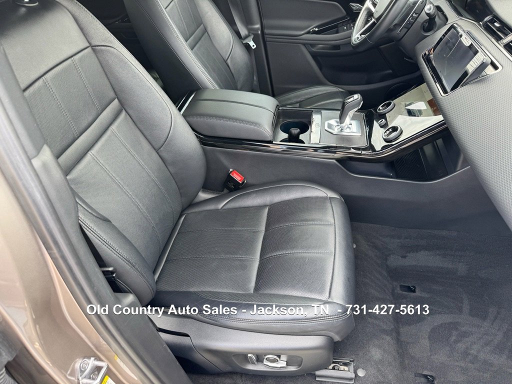 Used 2021 Land Rover Range Rover Evoque R-Dynamic S AWD/4WD image 17