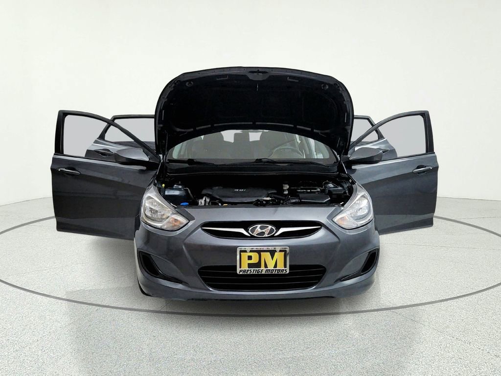 Used 2013 Hyundai Accent GS FWD image 12