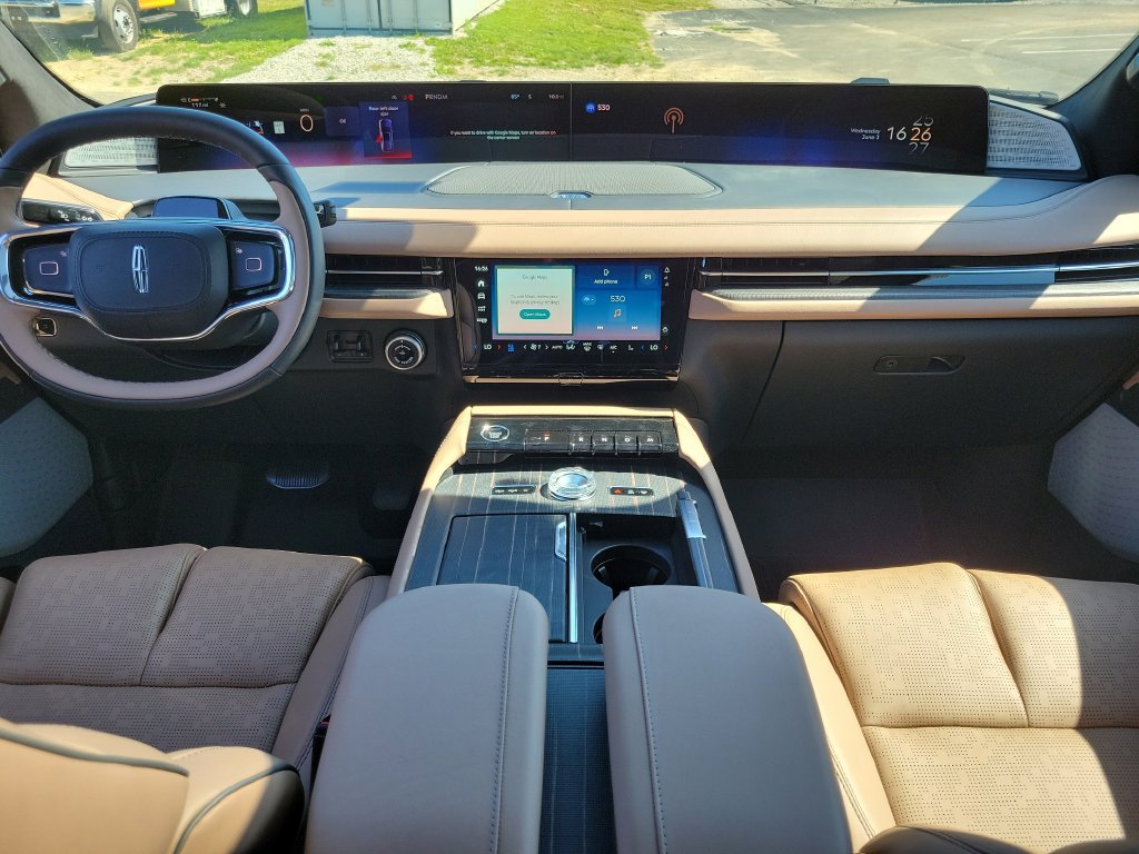 New 2026 Lincoln Navigator L Black Label AWD/4WD image 11