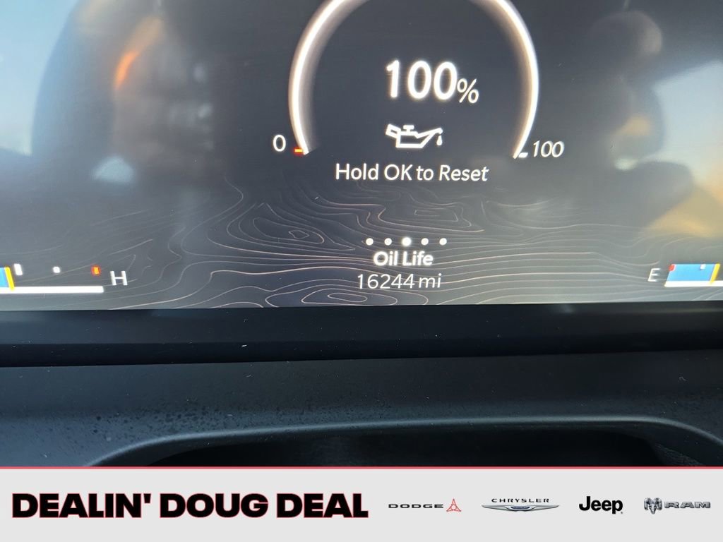 Used 2025 Jeep Grand Cherokee Limited w/ Trailer Tow Package image 18