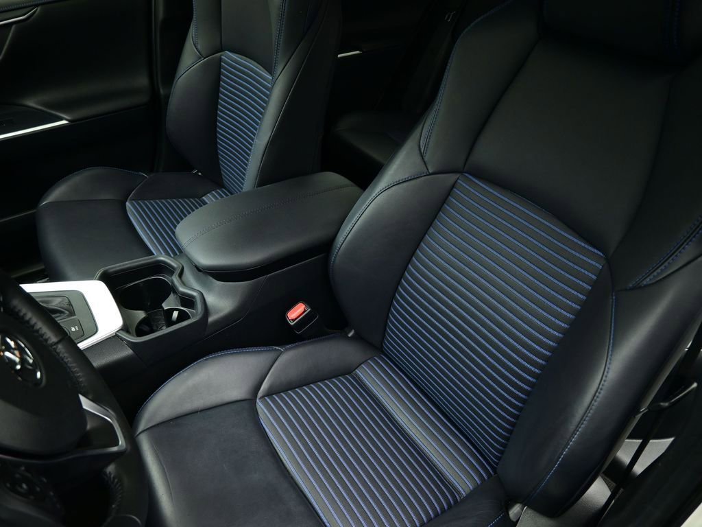 Used 2019 Toyota RAV4 XSE w/ XSE Weather Package image 53