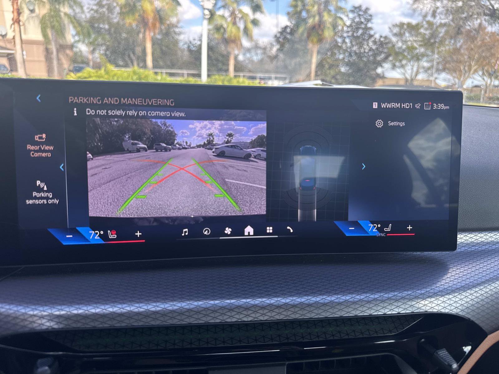 Certified 2025 BMW 330i 330i w/ Convenience Package image 23