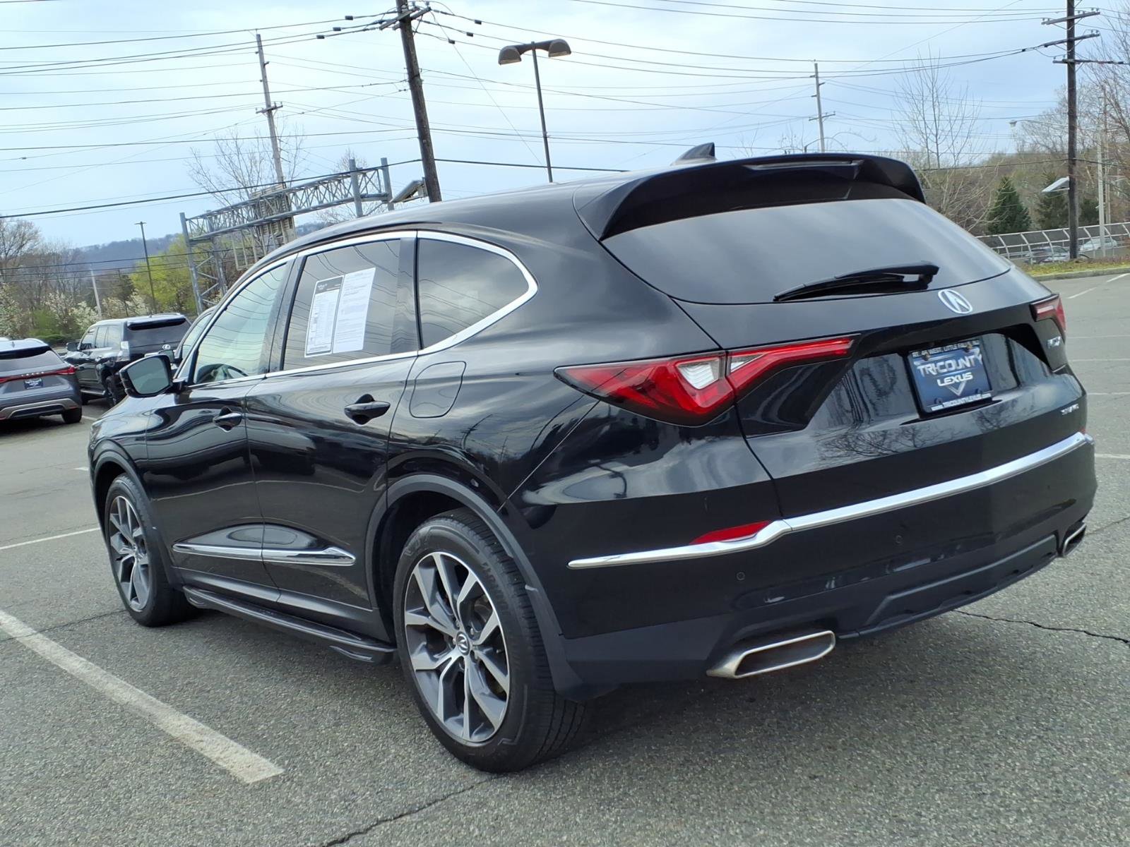 Used 2024 Acura MDX SH-AWD w/ Technology Package image 4